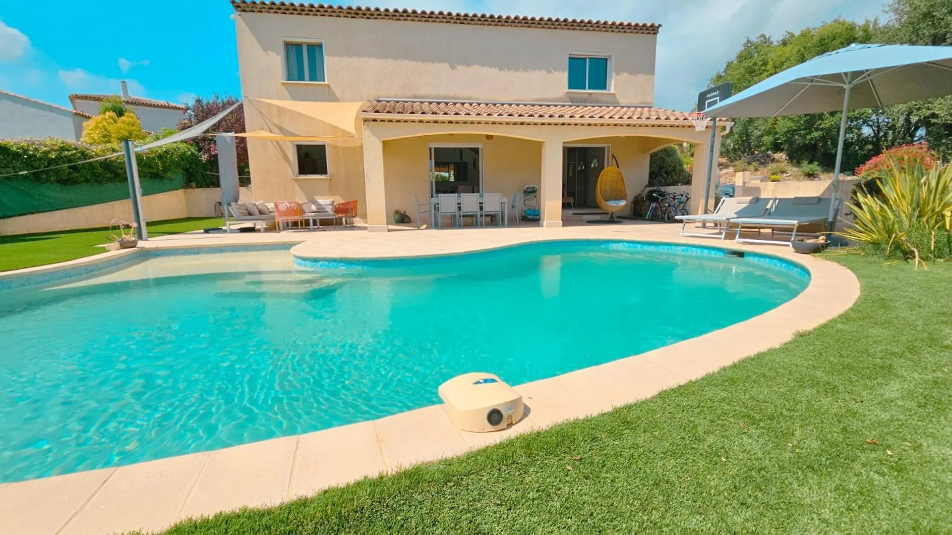 Contatti di Villa 6 Personnes Avec Piscine